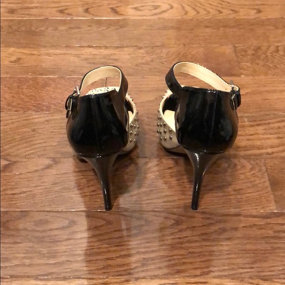 Rock & Republic tan & black heels - Picture 3 of 3